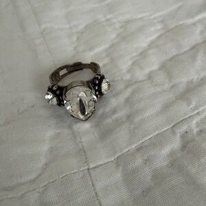 Elegant Silver Crystal Ring